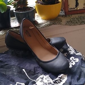 Black flats